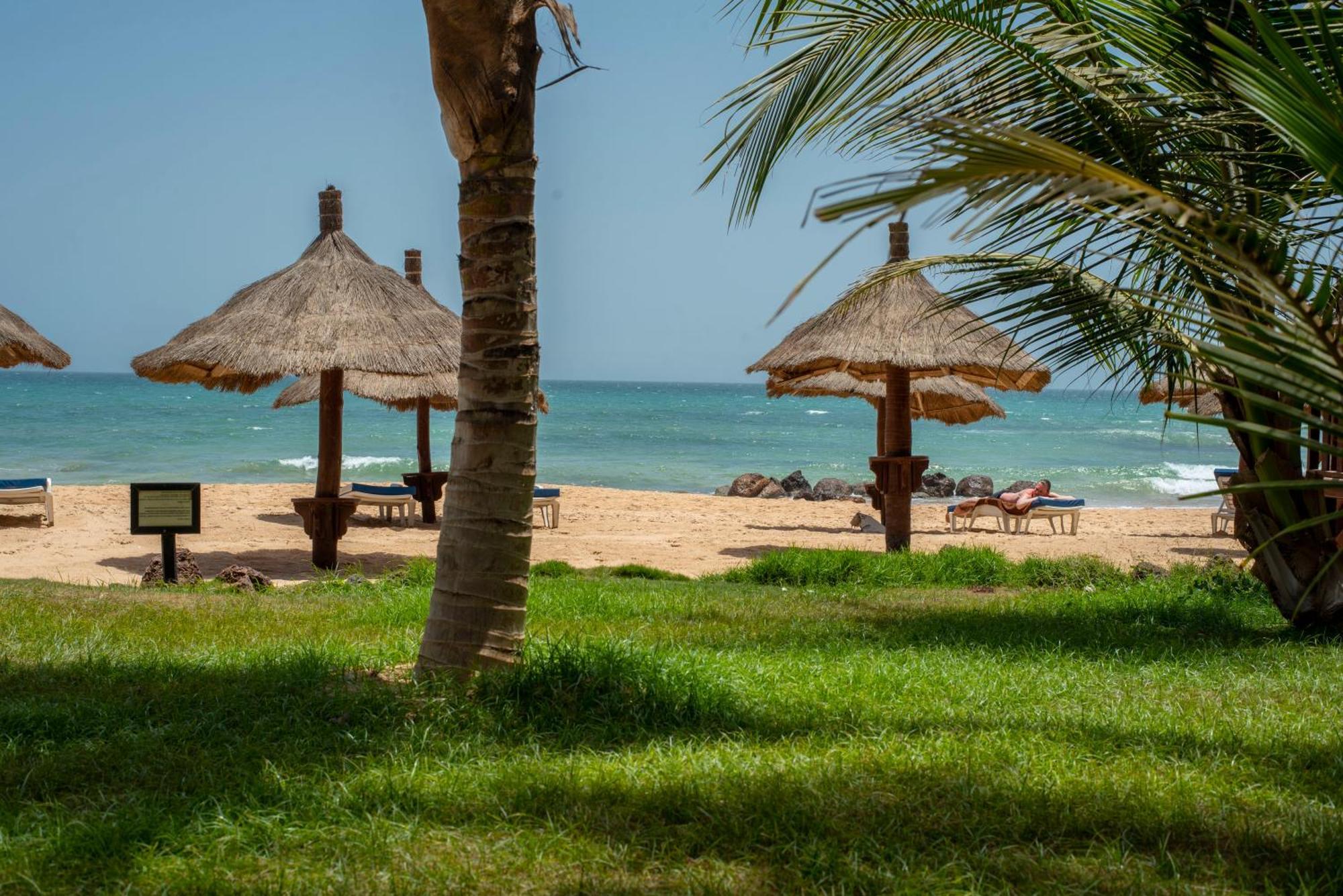 Royal Horizon Baobab Hotel Somone Exterior photo
